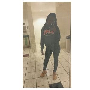 Meet your Posher, Tamara